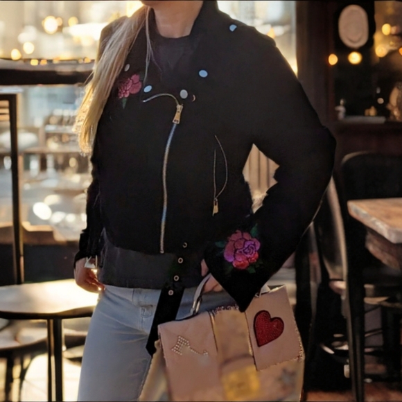 Hot Topic roses jacket - Picture 2 of 8
